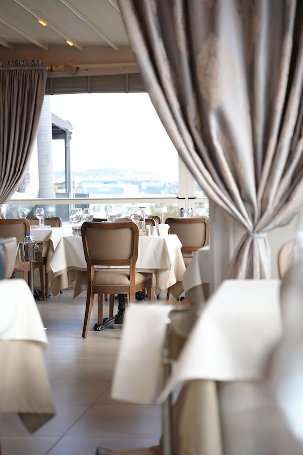 Dinner served, Turkish cuisine - Gaia Suites Istanbul (Istanbul)