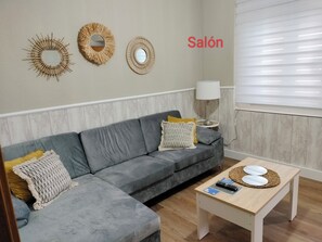 Living area - Tito House 1 (Santo Domingo de la Calzada)