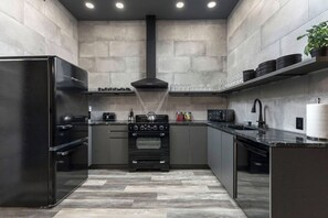 Fridge, microwave, oven, stovetop