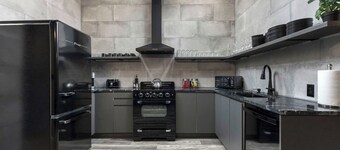 The Urban Bourbon. Sip & Savor