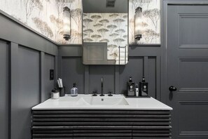 Hair dryer, towels
