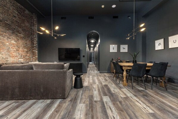 Interior - Downtown Derby Delight (Louisville)