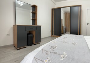 1 bedroom, iron/ironing board, WiFi, bed sheets - Cozy 1-bedroom apartment with WiFi, AC in marvelous Tashkent (Tashkent)