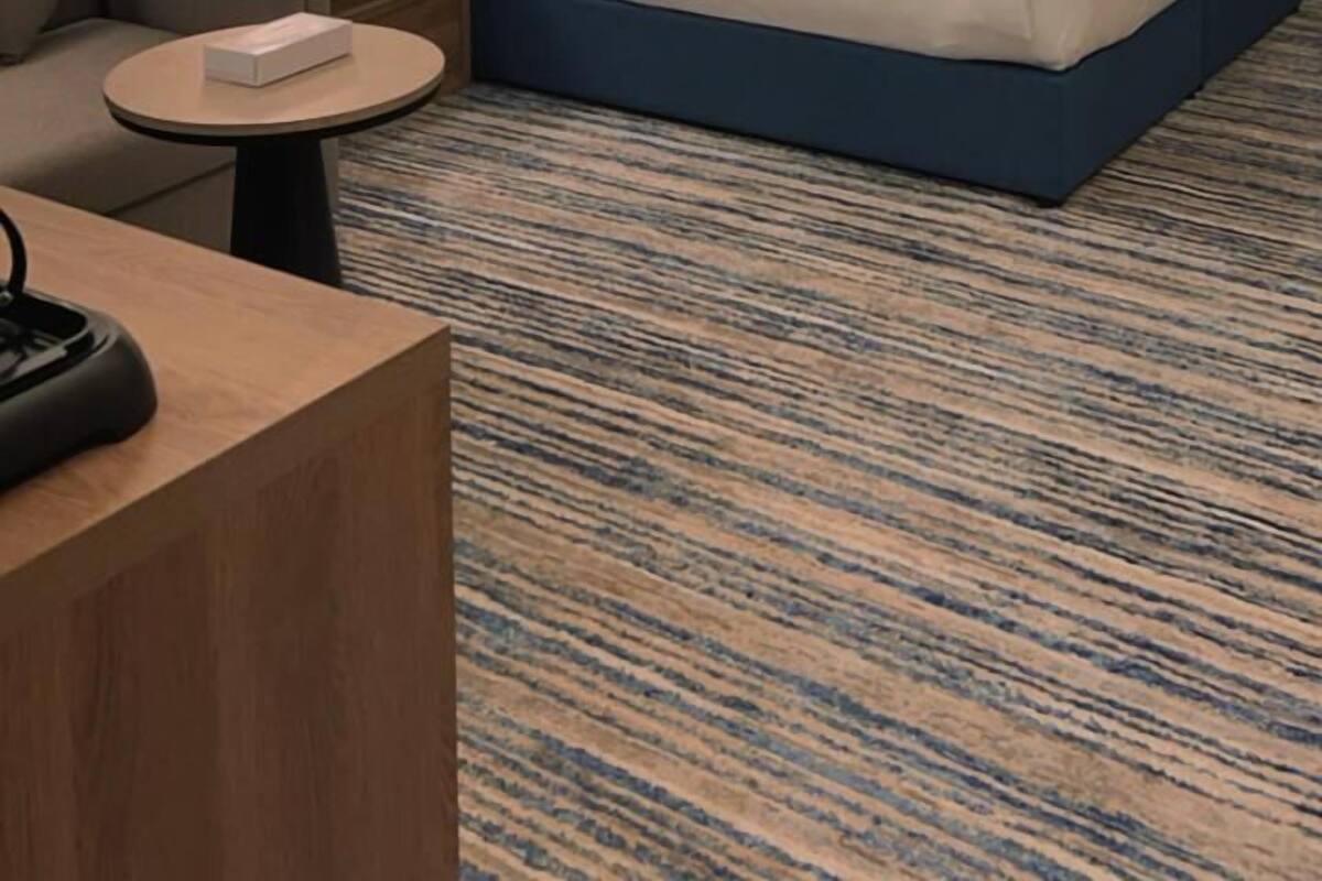 Soundproofing, WiFi (free)