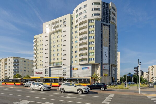 Front of property - Apartment Near Stokłosy by Renters (Warsaw)