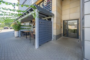 Property grounds - Apartment Near Stokłosy by Renters (Warsaw)