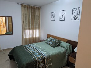 1 Schlafzimmer, Bügeleisen/Bügelbrett, kostenloses WLAN, Bettwäsche
