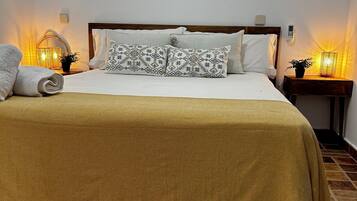 3 slaapkamers, een strijkplank/strijkijzer, wifi, beddengoed