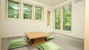 Villa Comfort, balcone | 3 camere, Wi-Fi gratuito