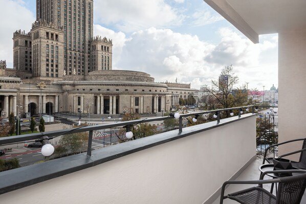 Balcony - Warsaw City Center Apartment by Renters (Warsaw)