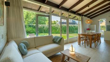 TV, fireplace, video library, stereo