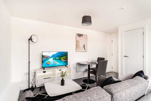 Unclassified image, 4 of 16, button - Fantastic 1 Bed Apartment in Central Wrexham (Wrexham)