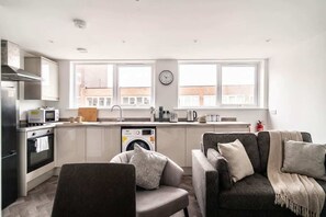 Interior - Spacious 1 Bed Apartment in Central Wrexham w WiFi (Wrexham)