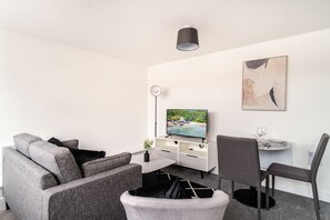 Unclassified image, 3 of 16, button - Fantastic 1 Bed Apartment in Central Wrexham (Wrexham)