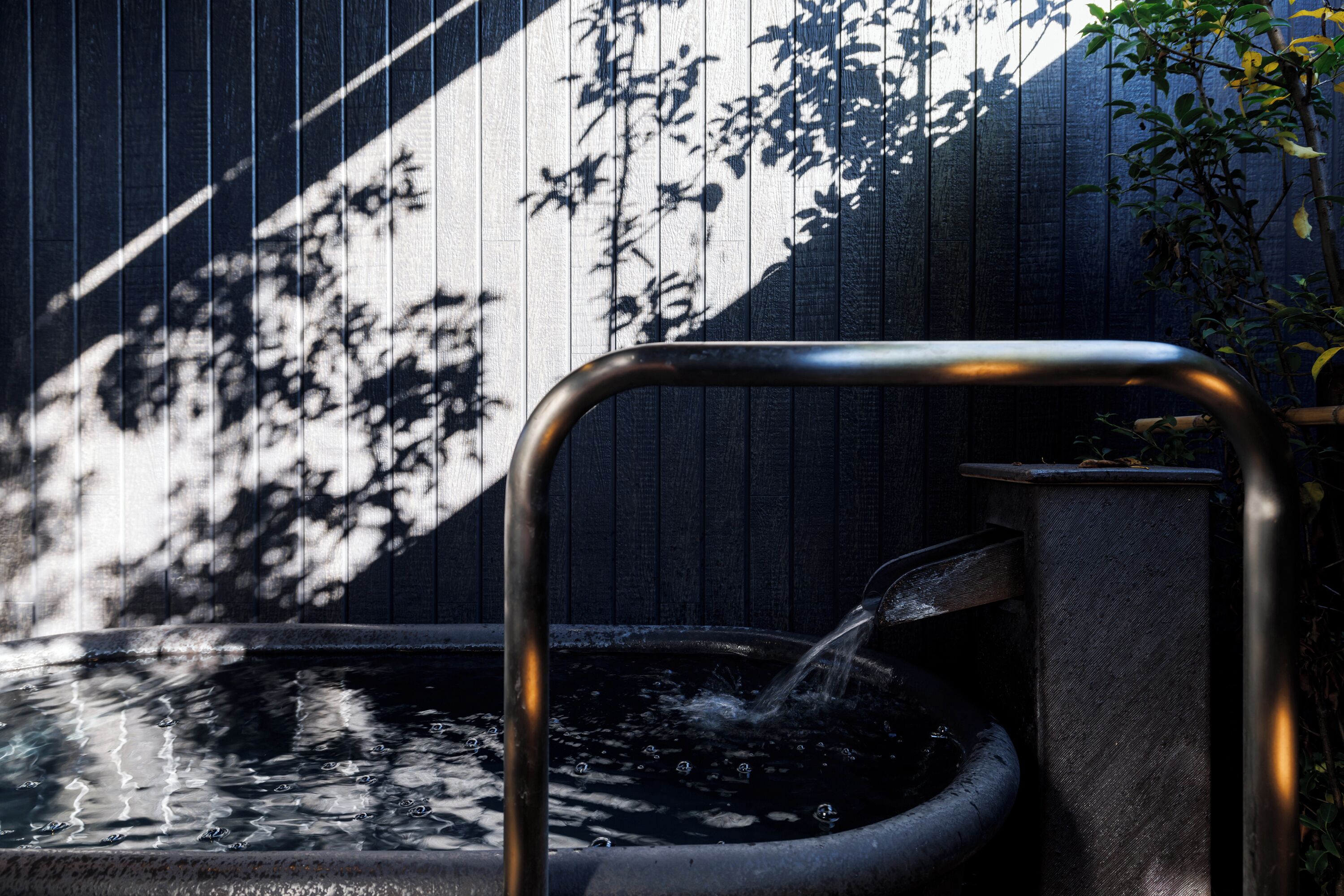 Habitación Premium | Baño | Secador de pelo, zapatillas, bidé electrónico y toallas