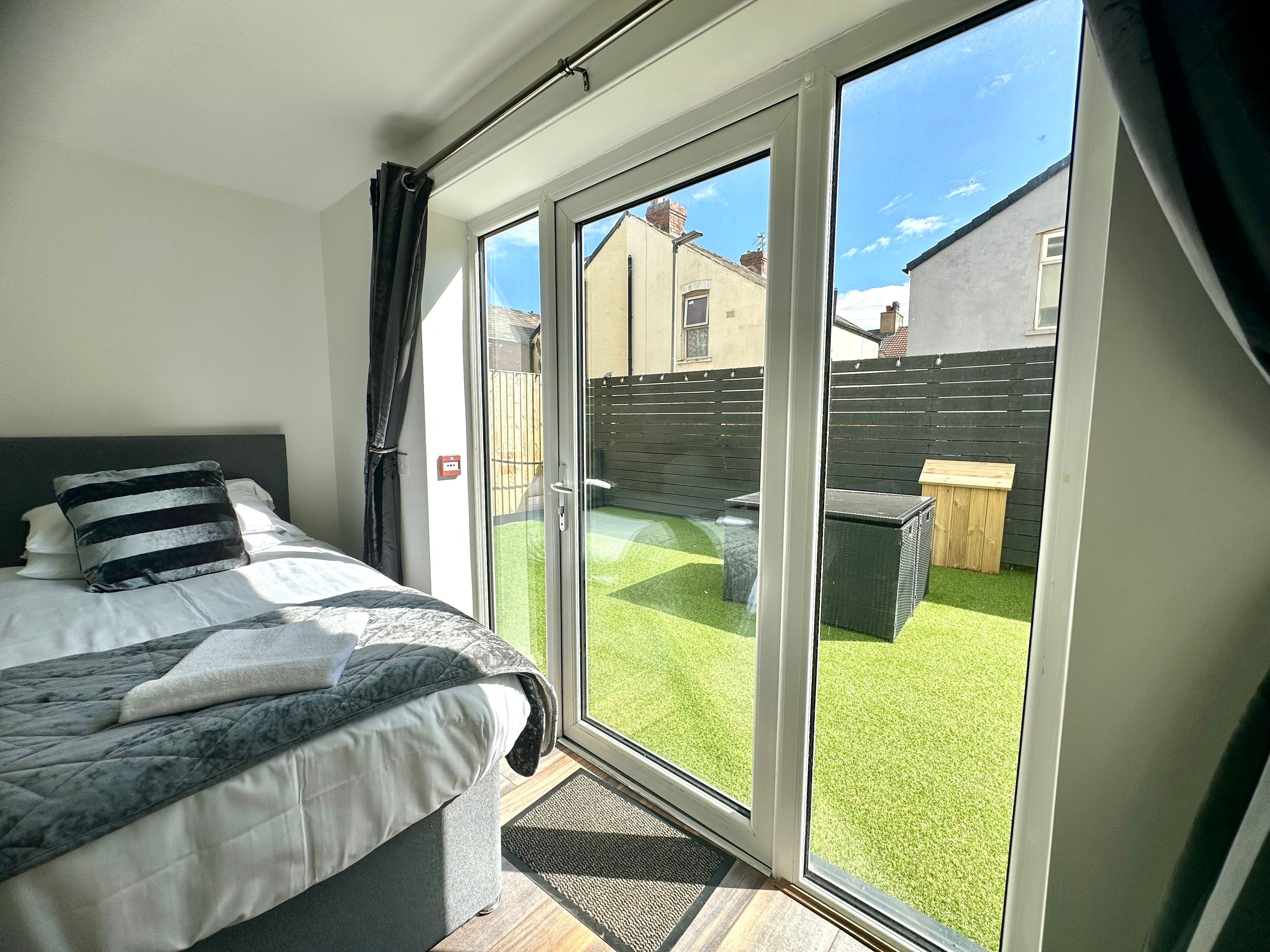 2 bedrooms, wheelchair access