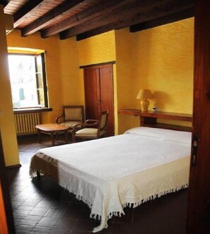 Basic Room | Free WiFi