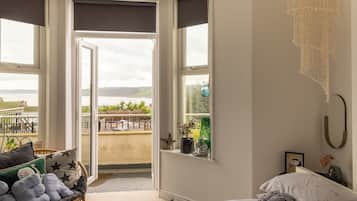 Skrivebord, strygejern/strygebræt