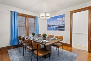 Dining - Historic / Modern | .5 Mi Geneva and Seneca Lake (Geneva)