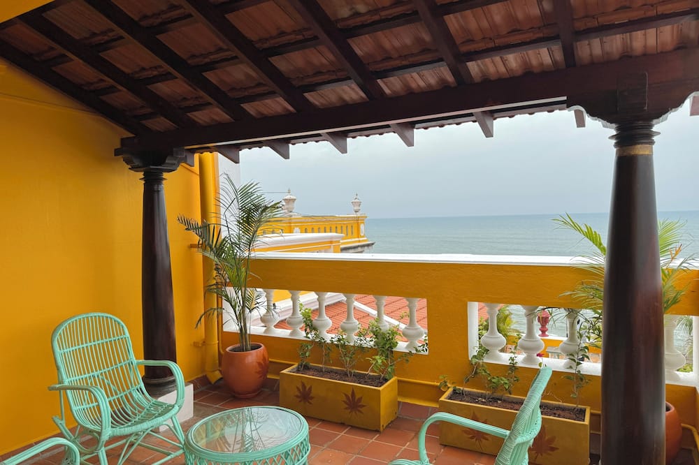 La Plage SeaView Suites