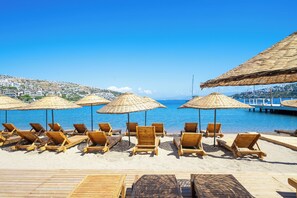 Privatstrand, Cabañas (kostenlos), Shuttle zum Strand, Liegestühle