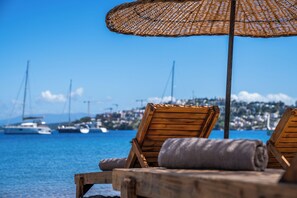 Praia particular, barracas de praia de cortesia 