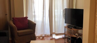 Homely & Spacious studio close to the Seafront