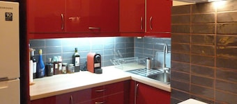 Homely & Spacious studio close to the Seafront