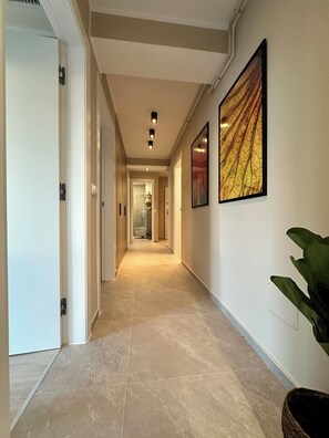 Interior - Charming 2-bedroom apartment with AC and WiFi in delightful Brașov (Brașov)