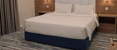Family Apartment | In-room safe, blackout curtains, soundproofing, iron/ironing board