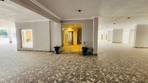 Reception - Holiday Plus Mishrifah Apartments (Jeddah)