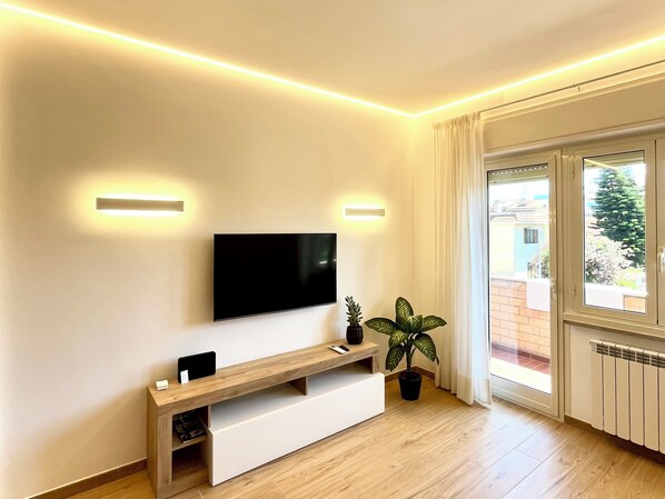 Interior - Fully Renovated Accomodation (Fiumicino)