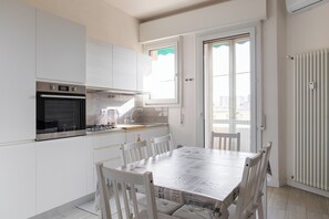 Apartment, Balcony | Living area