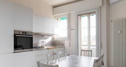 Charming Mazzini Apartment