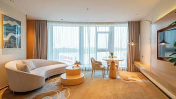 Deluxe-suite | 1 soveværelse, pengeskab på værelset, mørklægningsgardiner