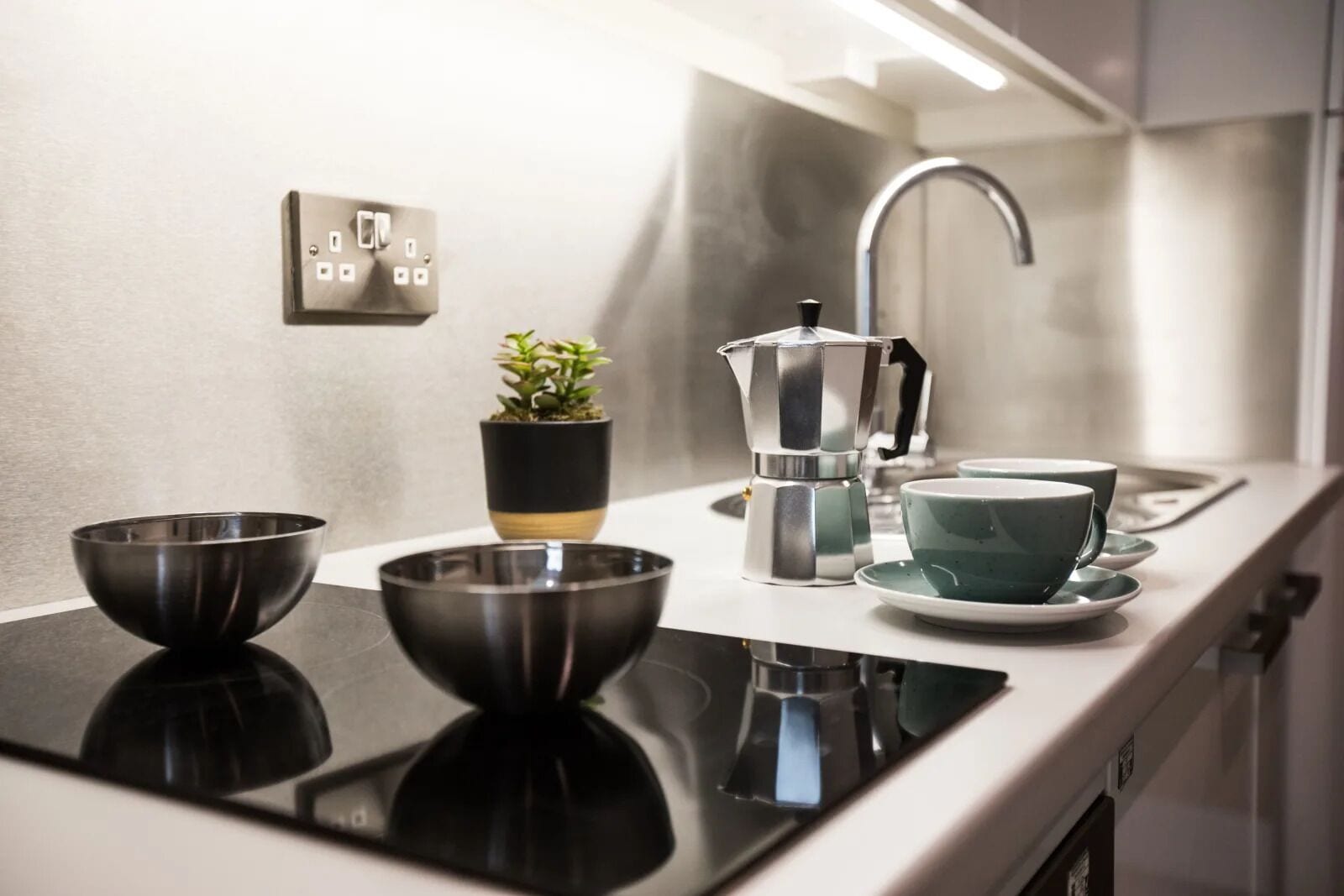 Deluxe Studio | Private kitchen