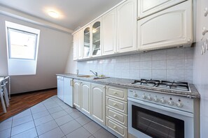 Private kitchen - Cozy apartment in the Old Town (Hlavní mesto Praha)