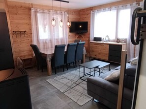 Fernseher, Kamin
