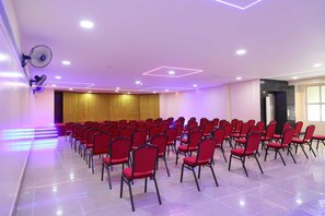 Courtyard - Shri Valli Resdiency (Chennai)