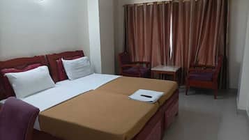 Deluxe Room | 1 bedroom, free WiFi