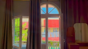 Interior - Bed and Breakfast Near NAIA Airport Manila with Car Rental/Service (Parañaque)