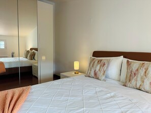 2 Schlafzimmer, Bügeleisen/Bügelbrett, WLAN, Bettwäsche