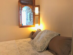 9 Schlafzimmer, Bügeleisen/Bügelbrett, WLAN, Bettwäsche