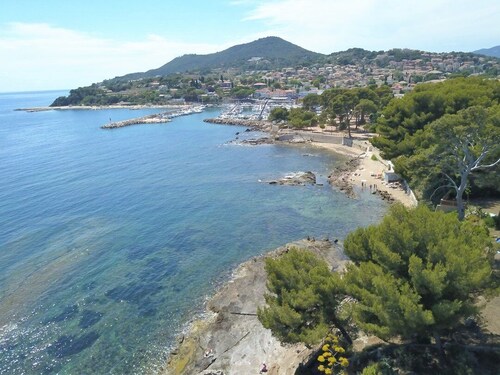 Charmant RDJ T3 en bord de mer Carqueiranne