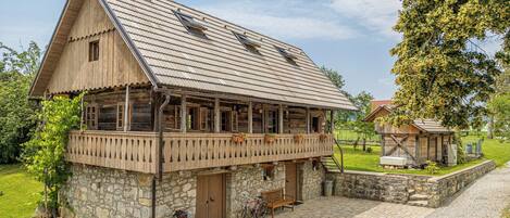 Family Chalet, Multiple Bedrooms, 2 Bathrooms (Mimi Cottage near Kolpa River) | Exterior