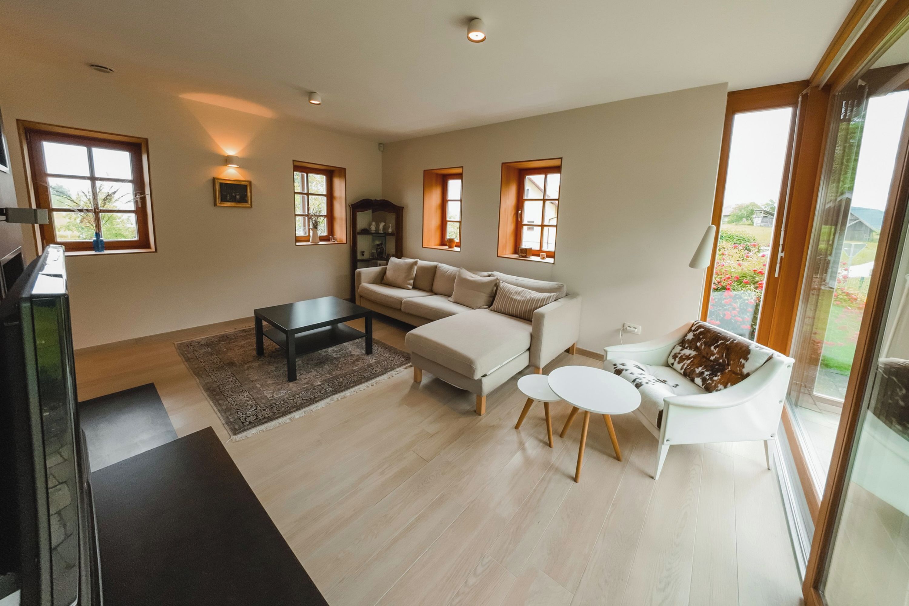 Chalet Keluarga, beberapa kamar, 2 kamar mandi (Tailors House) | Area keluarga | Televisi layar datar 21-inci dengan saluran TV kabel