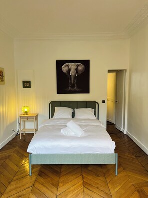 3 bedrooms, WiFi, bed sheets