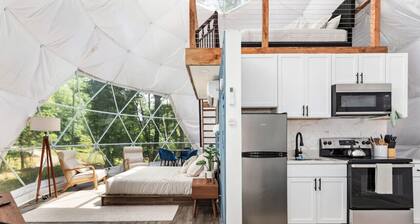Zen Dome - Romantic Retreat + Wifi A/C + Hot Tub