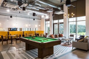 Game room - For Students Only Chapter White City in London (London)