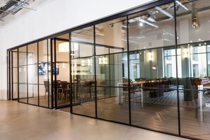 Meeting facility - For Students Only Chapter White City in London (London)